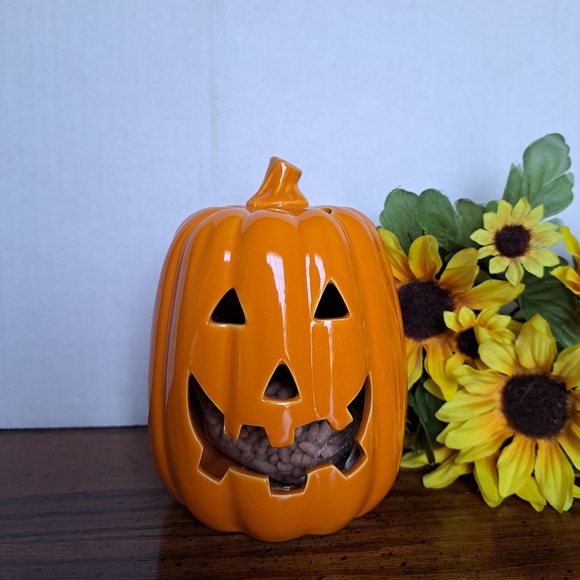 unbranded Other - Orange Pumpkin Candle Holder